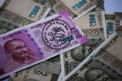 Fake currency found in RBI chest in Lucknow, FIR lodged