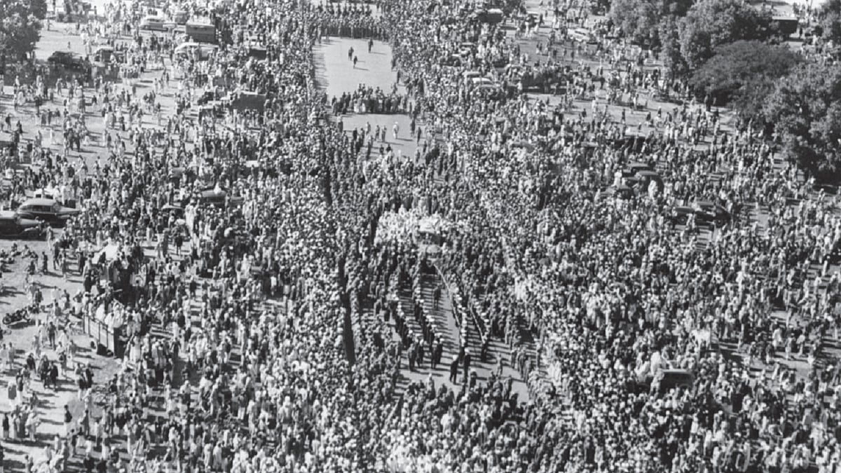 Mahatma Gandhi's funeral procession in New Delhi, January 31, 1948. Gandhi was shot dead by Hindutva fanatic Nathuram Godse a day before.