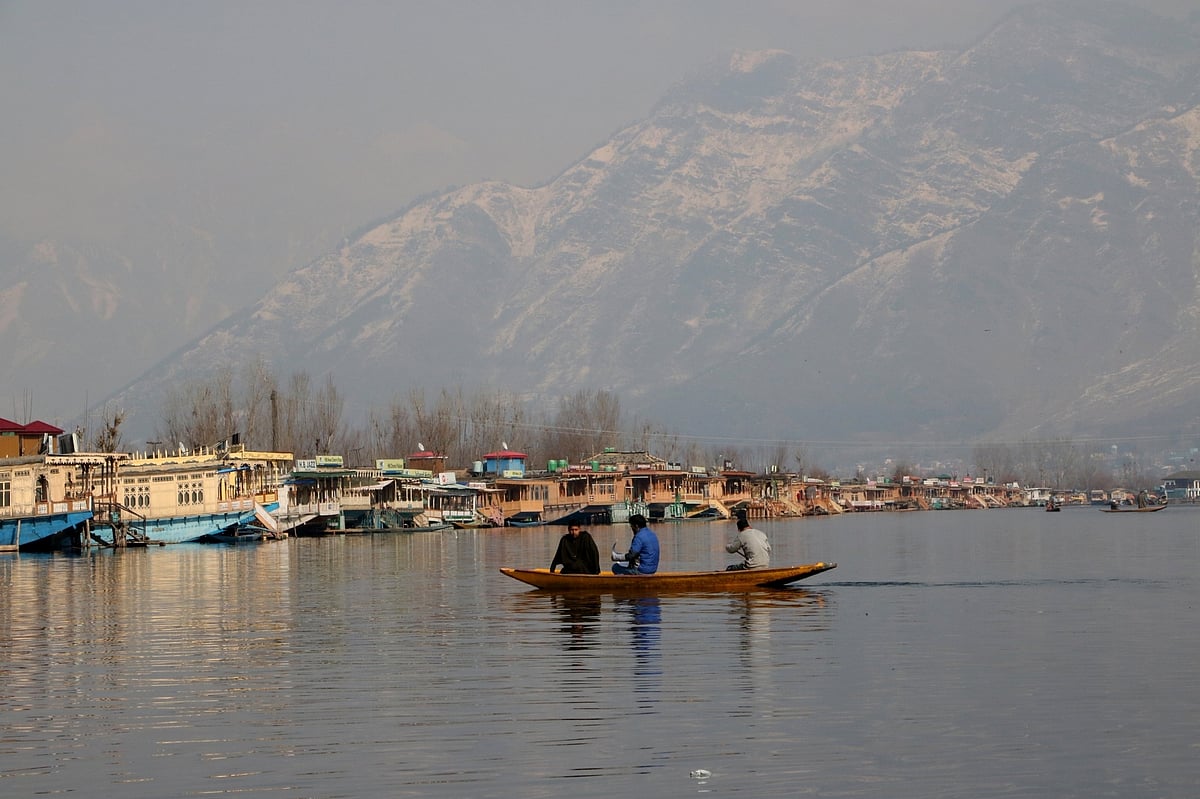 Mainly clear to partly cloudy sky in J&K during next 24 hours: MeT