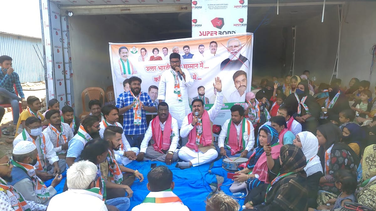 Congress protests outside Gadkari's Nagpur home, seeks apology from PM for 'insulting' Maharashtra