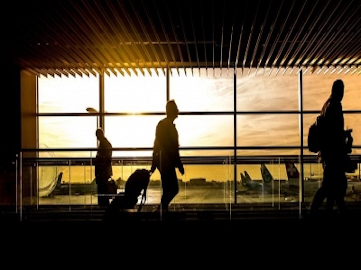 Skyrocketing flight prices forcing Indian students to stay put in Ukraine