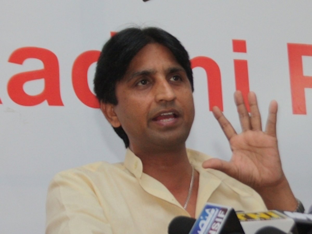 Centre likely to provide security to Kumar Vishwas after review