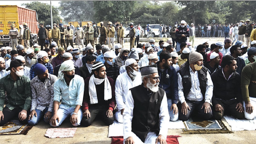 A group of Muslims offer namaz in Gurgaon
