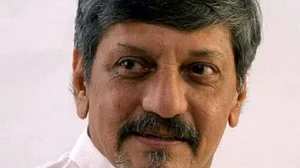 Amol Palekar admitted to Pune hospital with Covid, condition stable