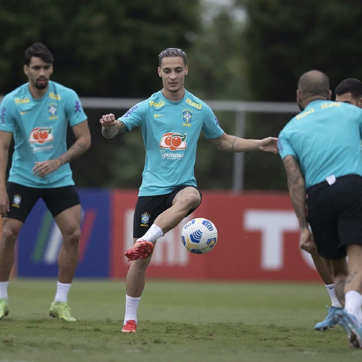 Paraguay looking to 'dig deep' against Brazil in WC qualifier