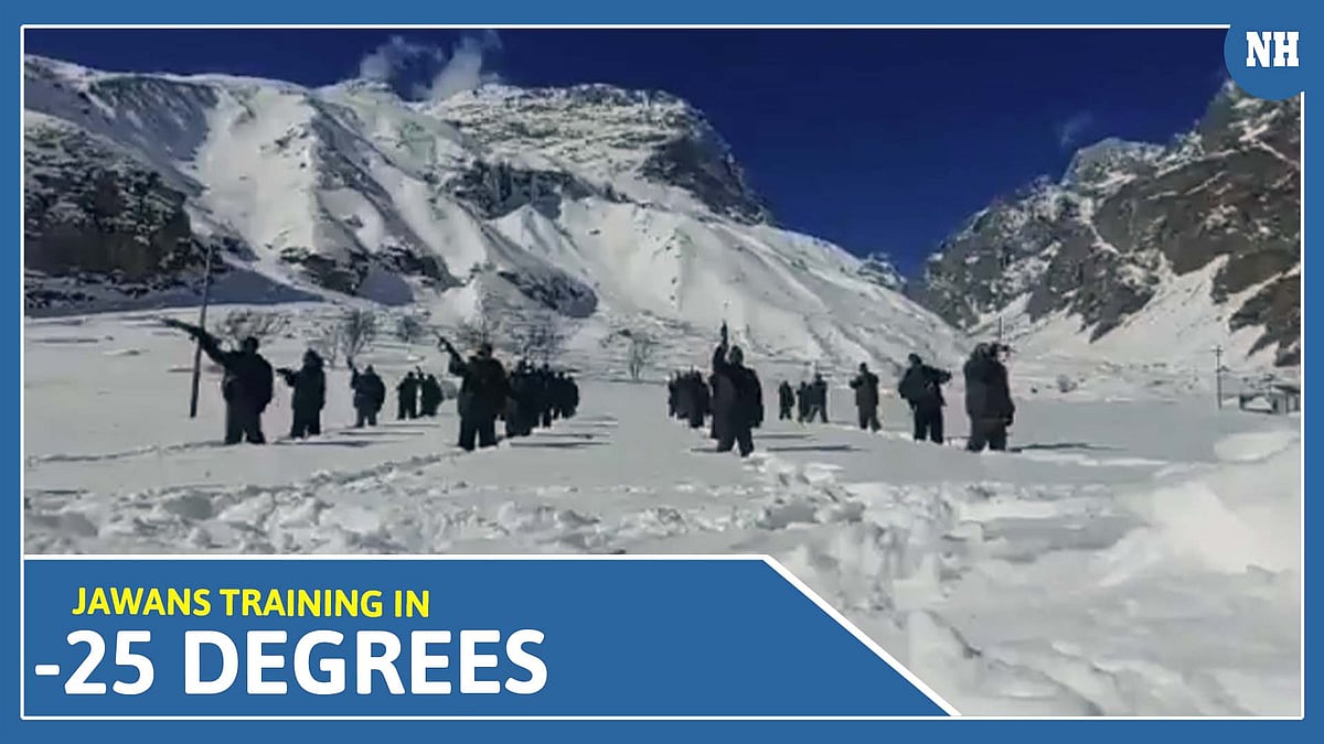Watch how ITBP jawans bravely march in the snowy mountains 