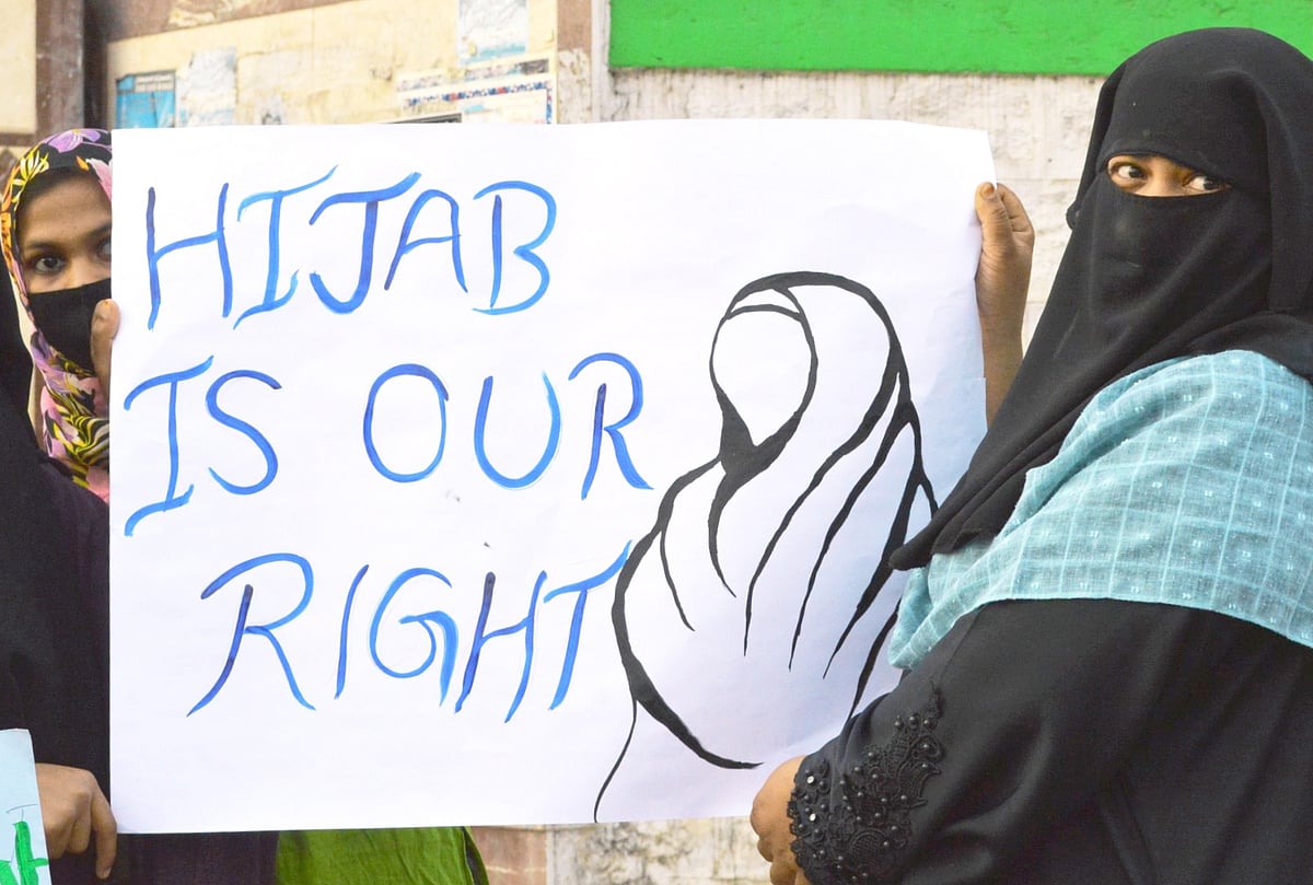 Clerics condemn ban on hijab