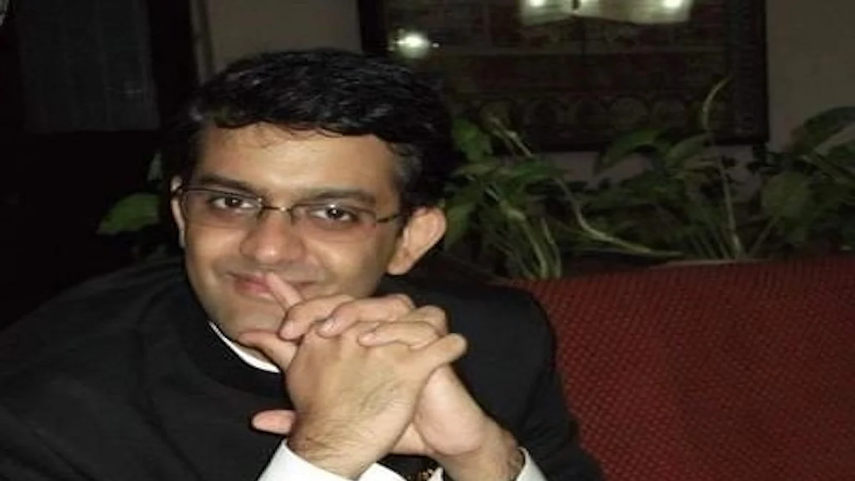 Plagiarism row: HC restrains US historian from publishing defamatory content against Vikram Sampath
