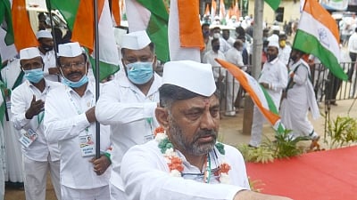 Karnataka Congress leaders demand Minister K.S. Eshwarappa's resignation