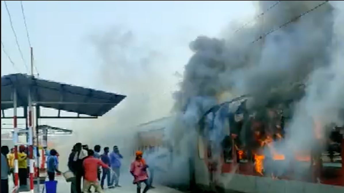 WATCH: Fire breaks out in a train at Madhubani railway station in Bihar