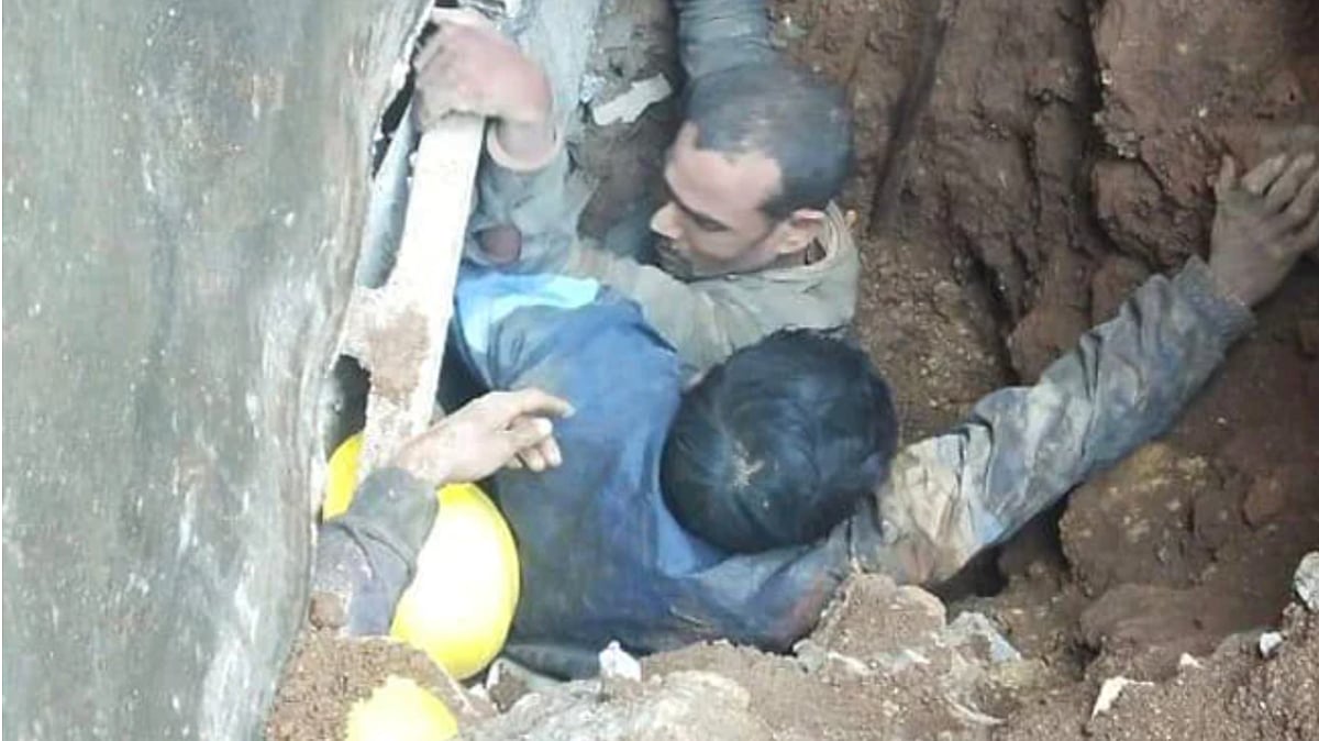 Madhya Pradesh: Two labourers dead, 7 rescued after tunnel collapses