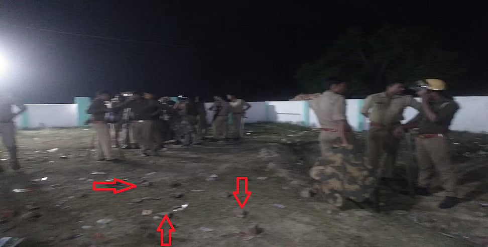 Uttar Pradesh: Rowdy men in Ghazipur’s Raksaha Sharif indulge in vandalism; slogans of ‘Jai Shri Ram’ raised