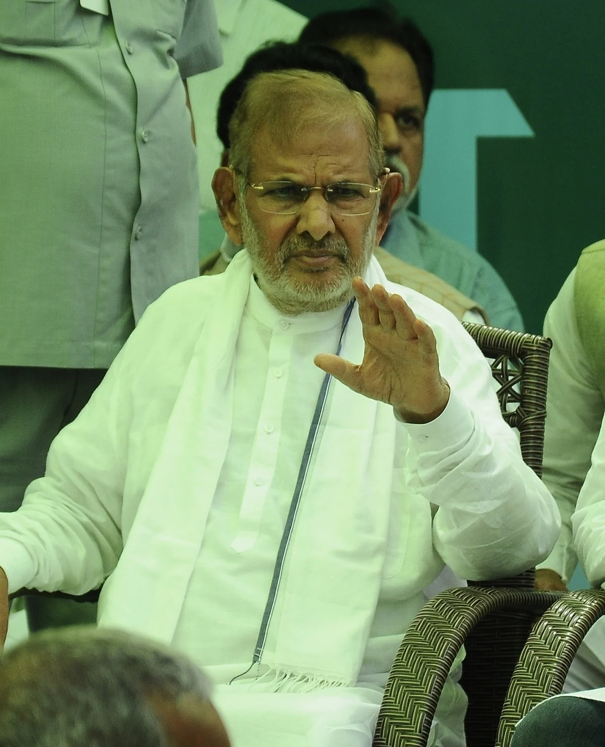 'Consider on humanitarian grounds', SC to Centre on Sharad Yadav plea on vacating govt bungalow