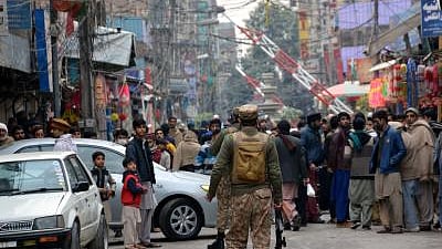 5 dead in blast near Peshawar mosque