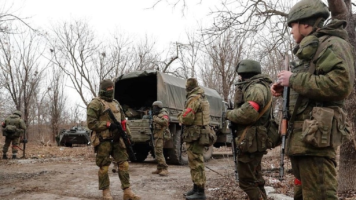 Russian troops take control of key Ukrainian city, says Mayor