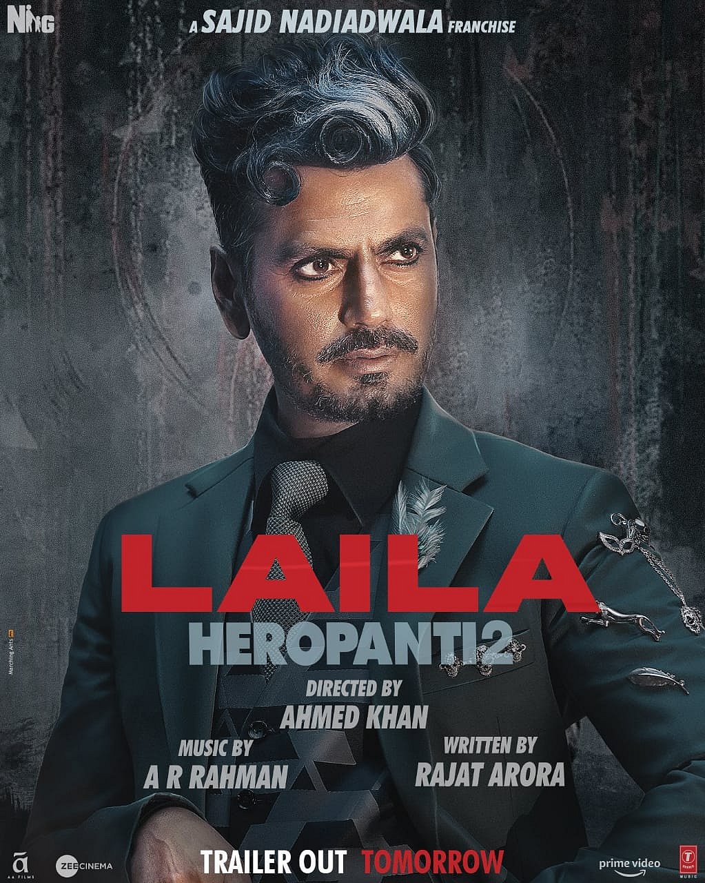Introducing Nawazuddin Siddiqui as Laila in the latest poster of Sajid Nadiadwala’s ‘Heropanti 2’!