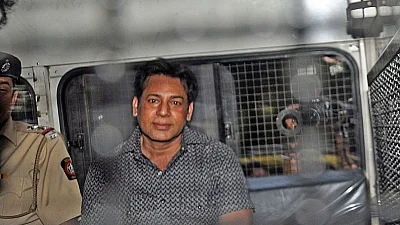 May create problems in extradition of other fugitives: SC to Centre in Abu Salem case