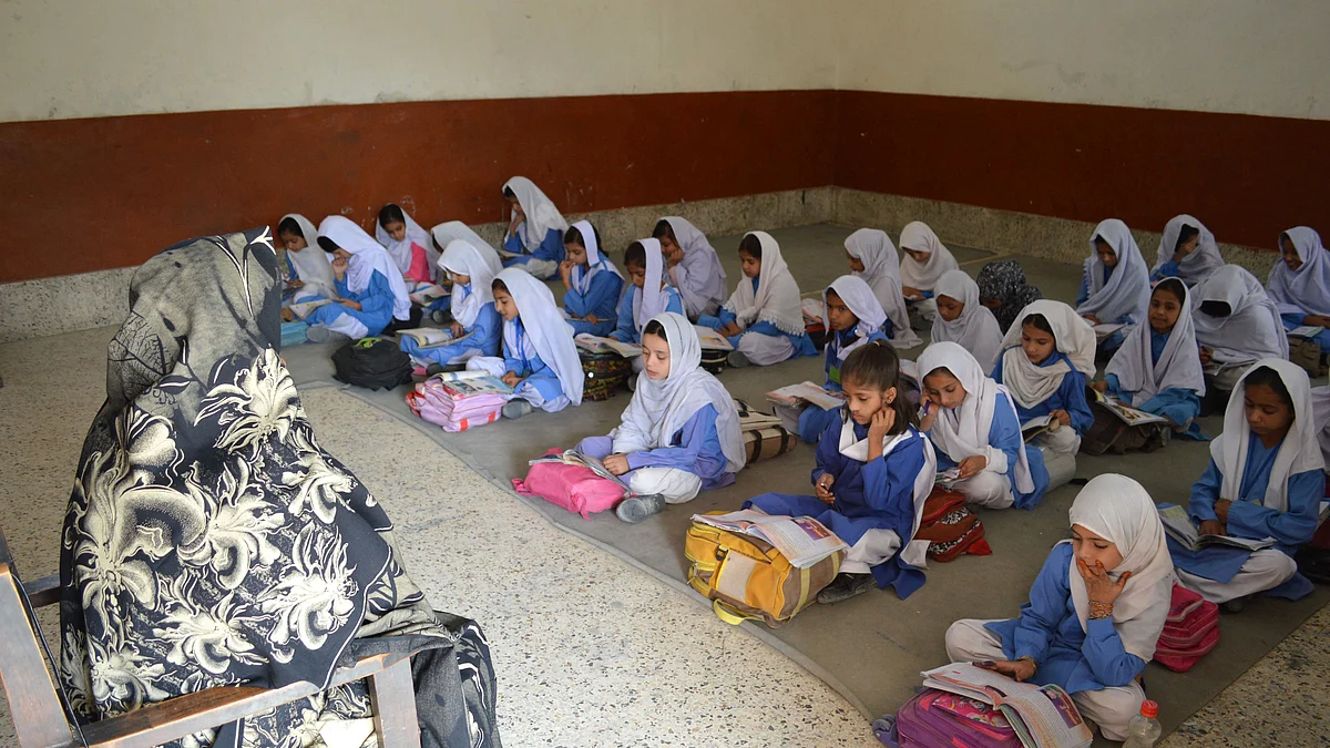 As Taliban ban girls from secondary schools, World Bank suspends $600mn projects