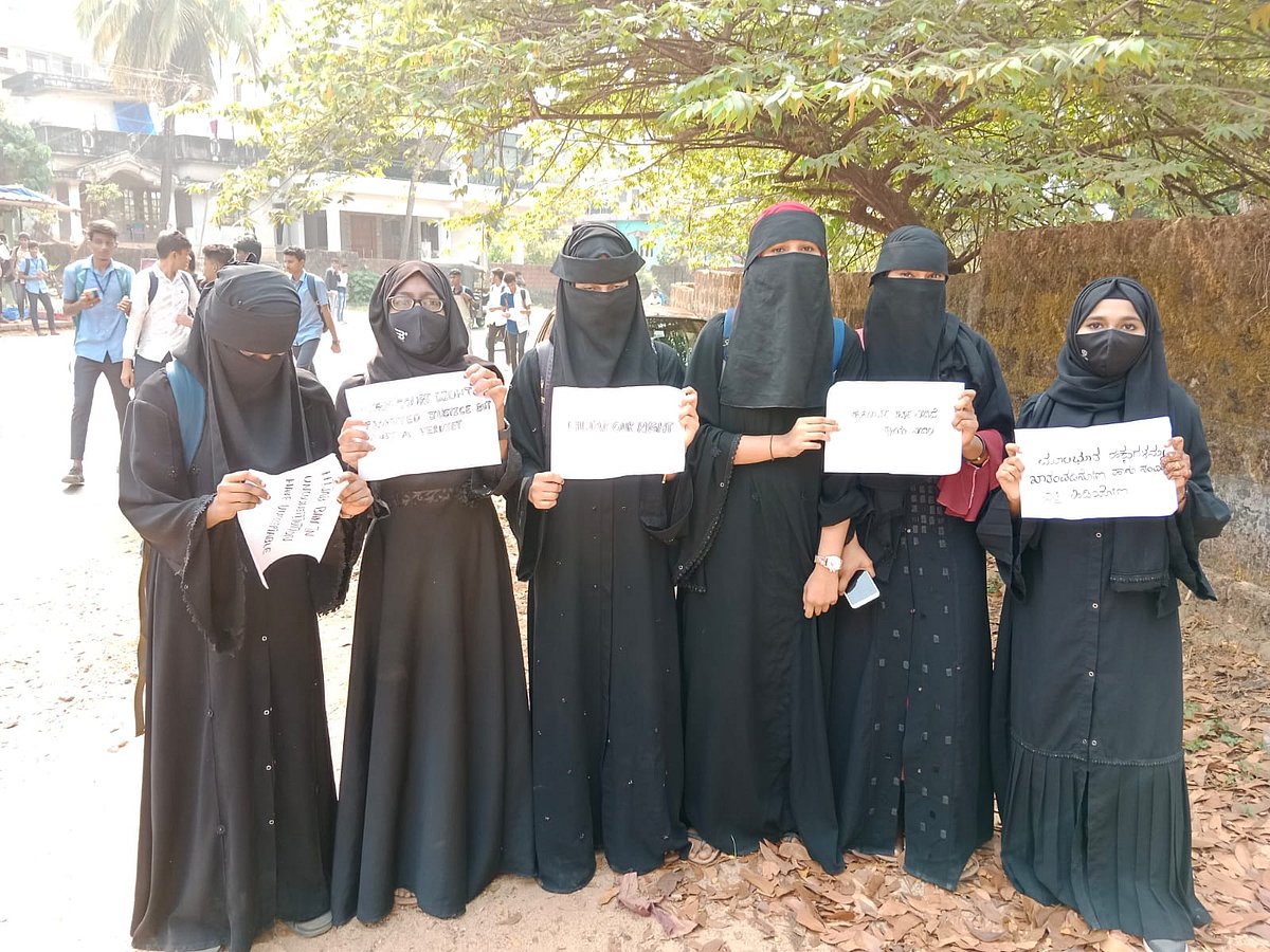 Karnataka: Hijab-wearing students boycott classes; Ameer-e-Shariat's Karnataka bandh call creates a flutter