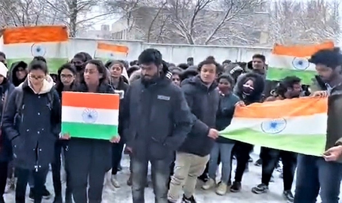 All 694 Indian students from Ukraine's Sumy evacuated: Govt