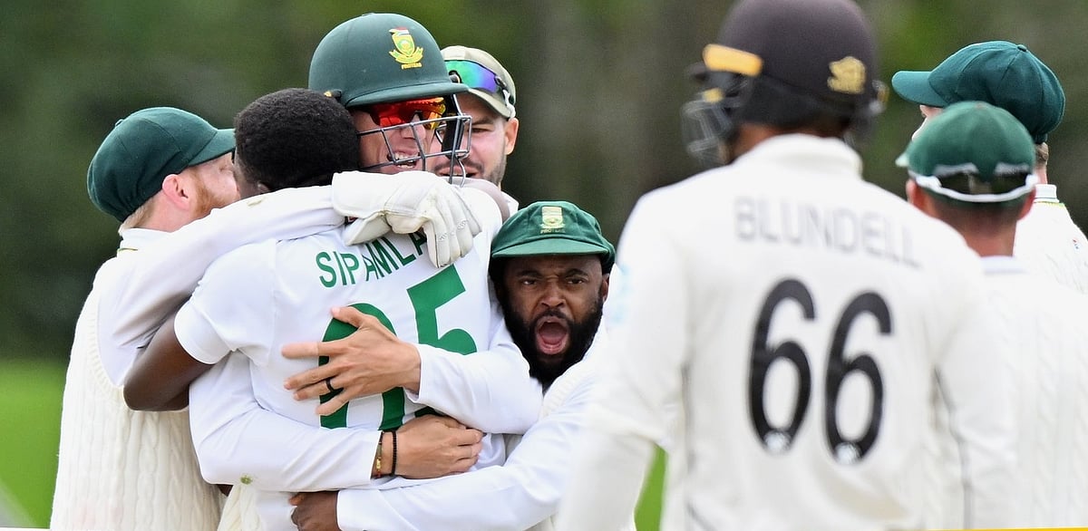 South Africa inflict huge defeat on New Zealand; level Test series