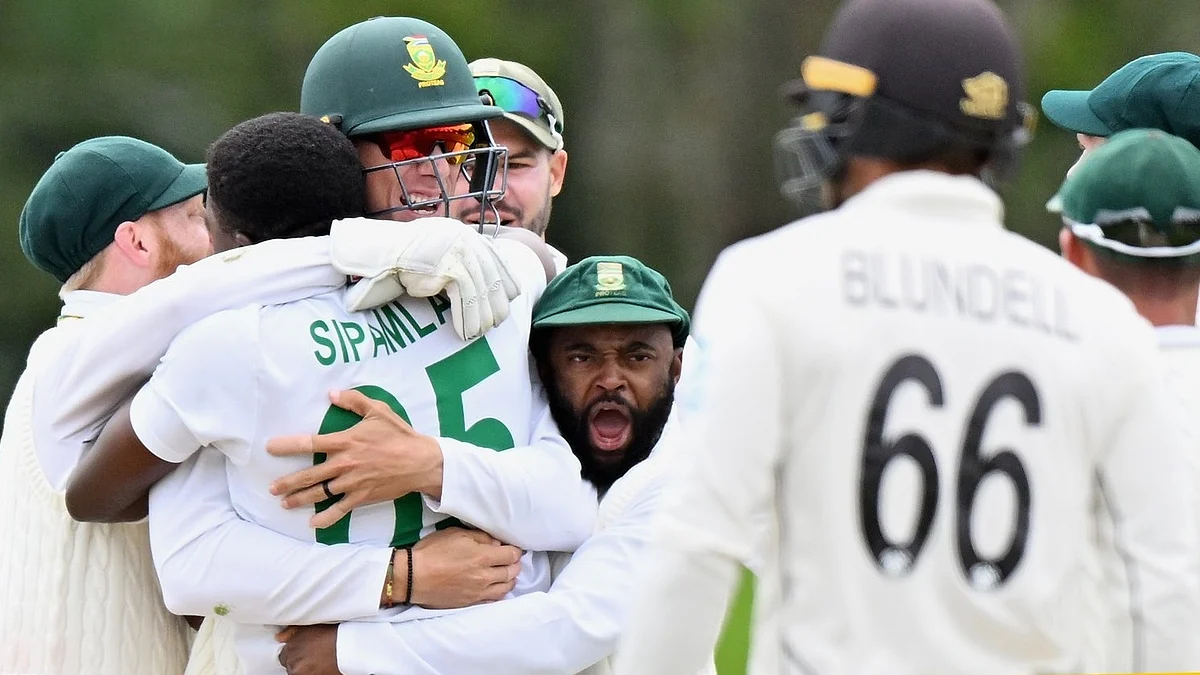 South Africa inflict huge defeat on New Zealand; level Test series