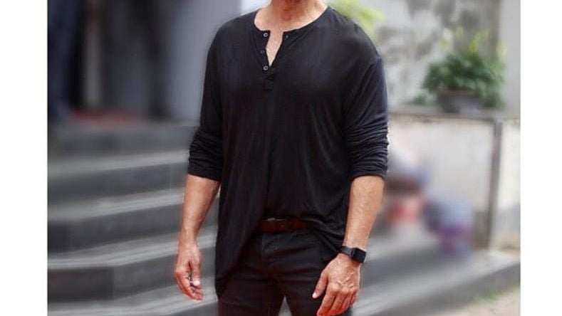 'Bachchhan Paandey' aka Akshay Kumar releases 'kidnaped' influencers as they gave him 1.5 billion views!