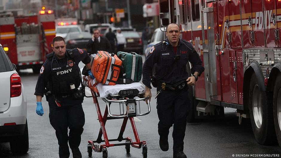 New York: Several injured in Brooklyn subway shooting