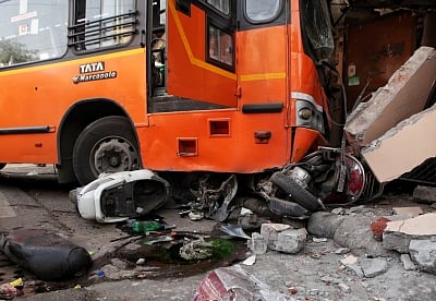 DTC bus rams into shops in Jangpura, 6 severely injured