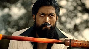 KGF 2: 100 feet long cut out of 'Rocky Bhai' creates sensation