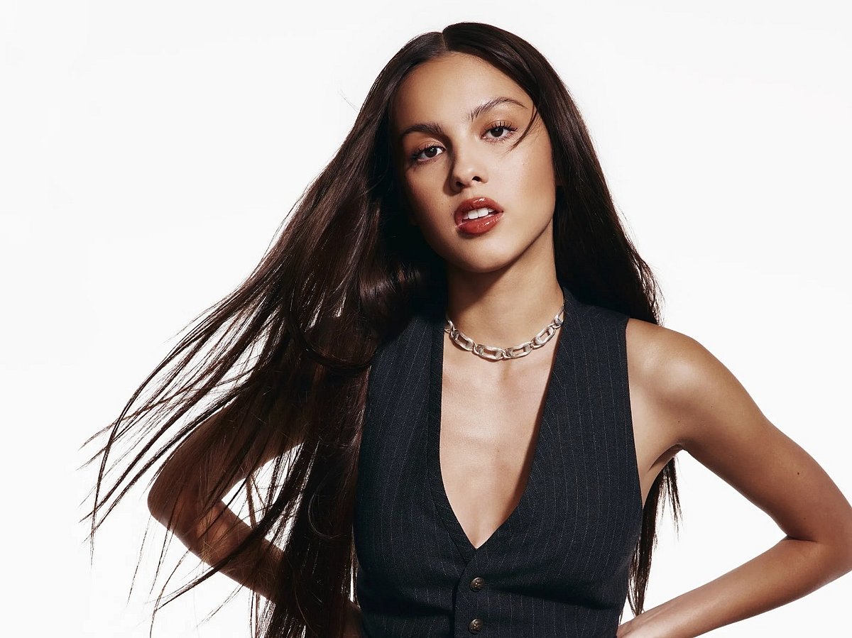 Olivia Rodrigo walks away with Best Pop Vocal Album honour