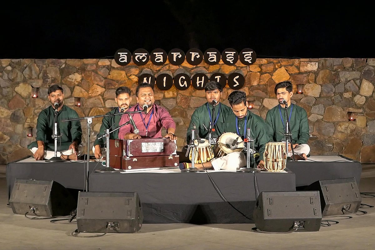 Askari Naqvi And Rehmat-e-nusrat bring Mehfil-e-tarranum to life at Amarrass Nights 