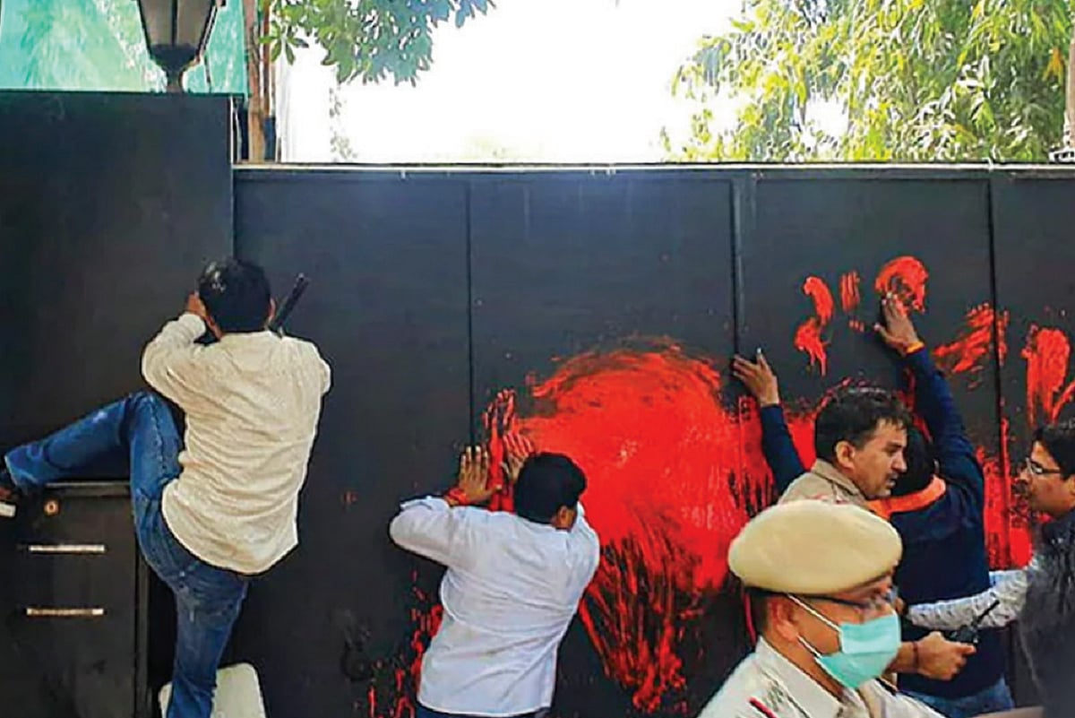 Delhi musings: Protest against a veteran protester