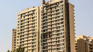 NOIDA & builders: Corruption and complicity; will politicians and IAS officers pay?