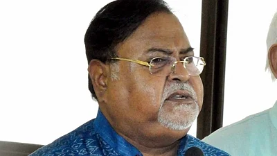WBSSC scam: 4-week relief for Bengal Minister from CBI grilling