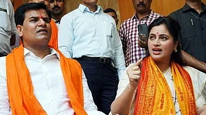 No sufficient ground to invoke sedition charge against Rana couple: Court
