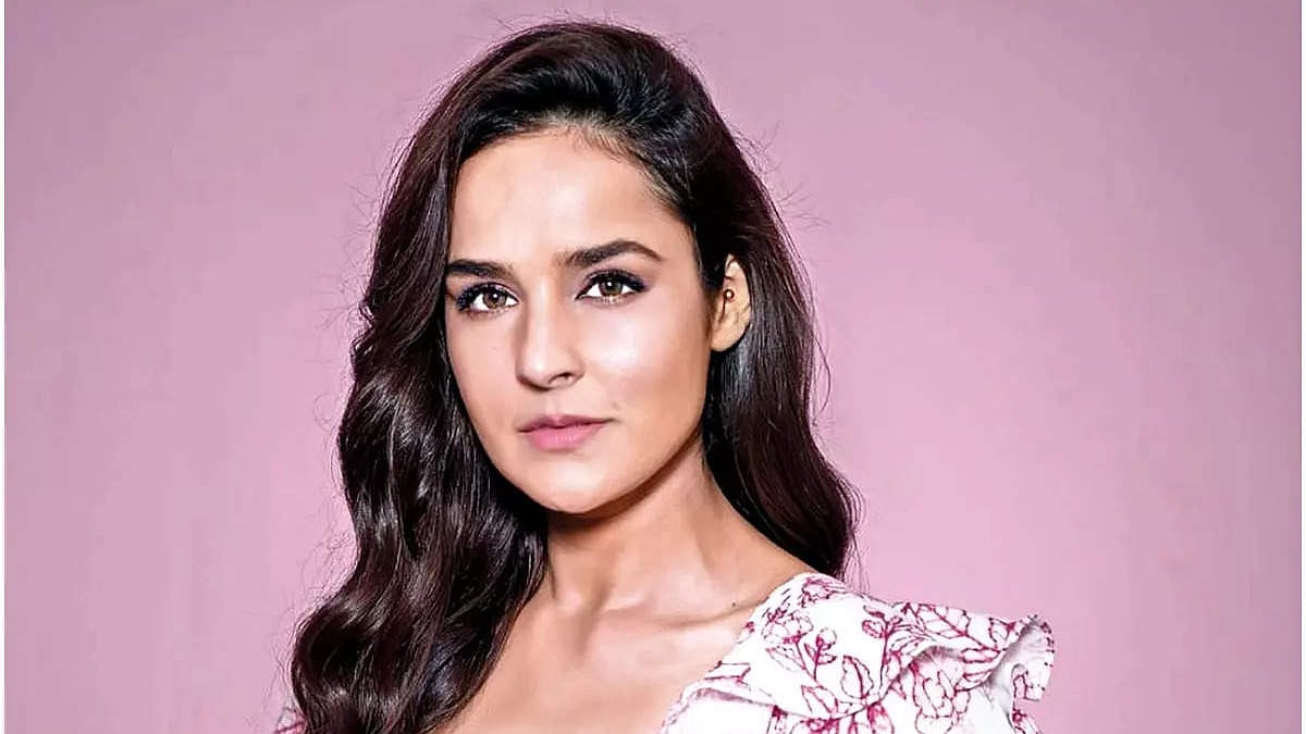 Actress Angira Dhar