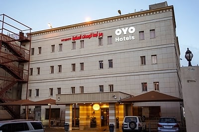 Delhi HC directs former SC judge to mediate in Oyo's lease dispute