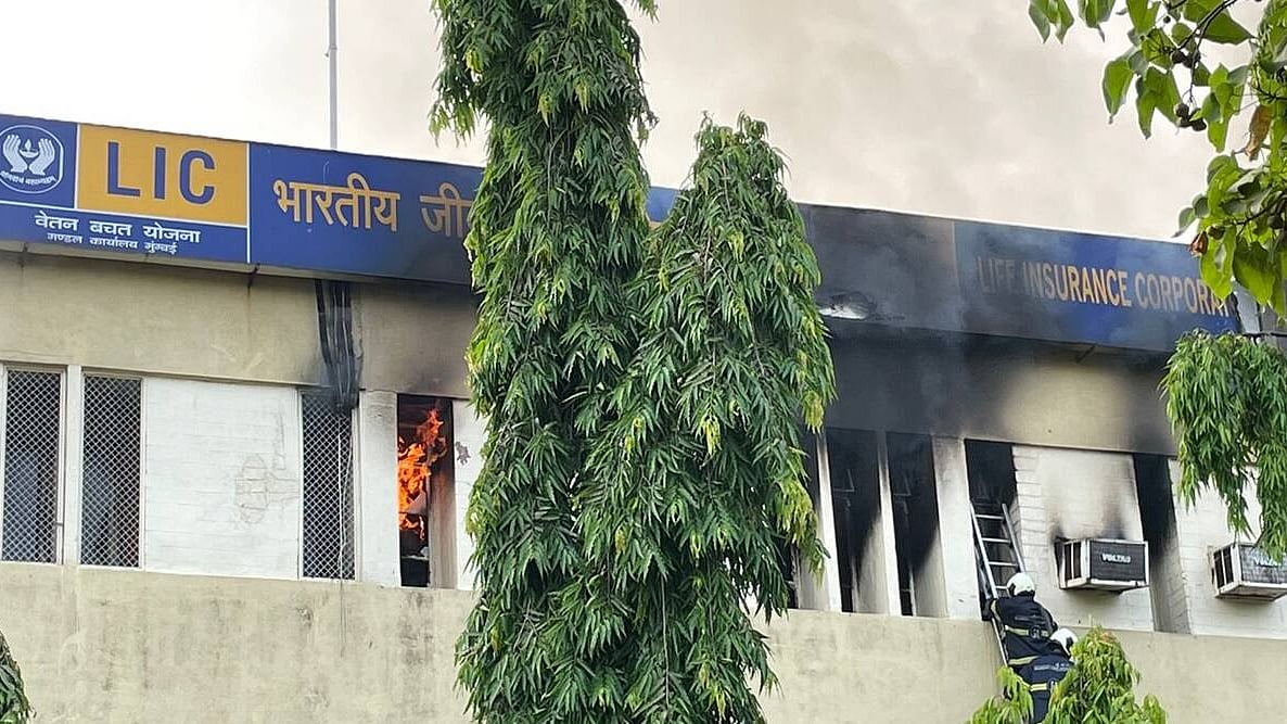 Fire breaks out at LIC office in Mumbai's Vile Parle; no casualty reported