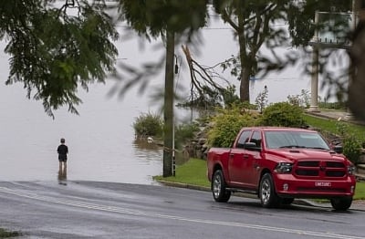 Destructive winds trigger power outages across Aussie state