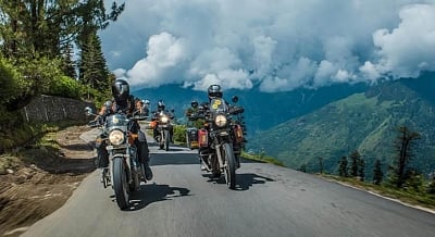 Ride across Umling La, the highest motorable pass in the world