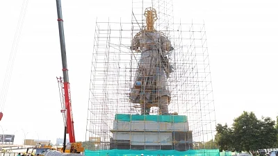 Sword weighing 4000 kg to adorn Kempe Gowda statue at Bengaluru International Airport