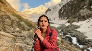 Sara Ali Khan aims for work-life balance with Kashmir trek