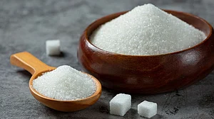 Govt notifies capping of sugar exports at 10 mn tonnes for 2022; exports to be allowed with special permission
