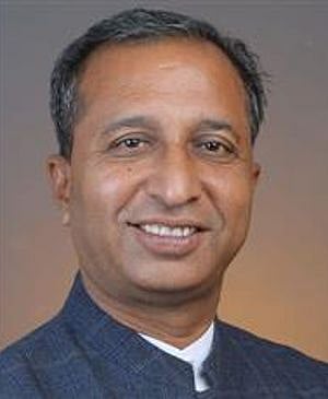 Punjab health minister Dr Vijay Singla sacked over corruption charges, Police launch hunt for the suspect