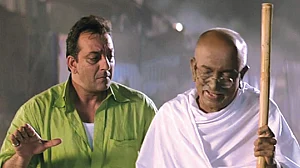Bollywood Baatein: Various shades of Gandhi