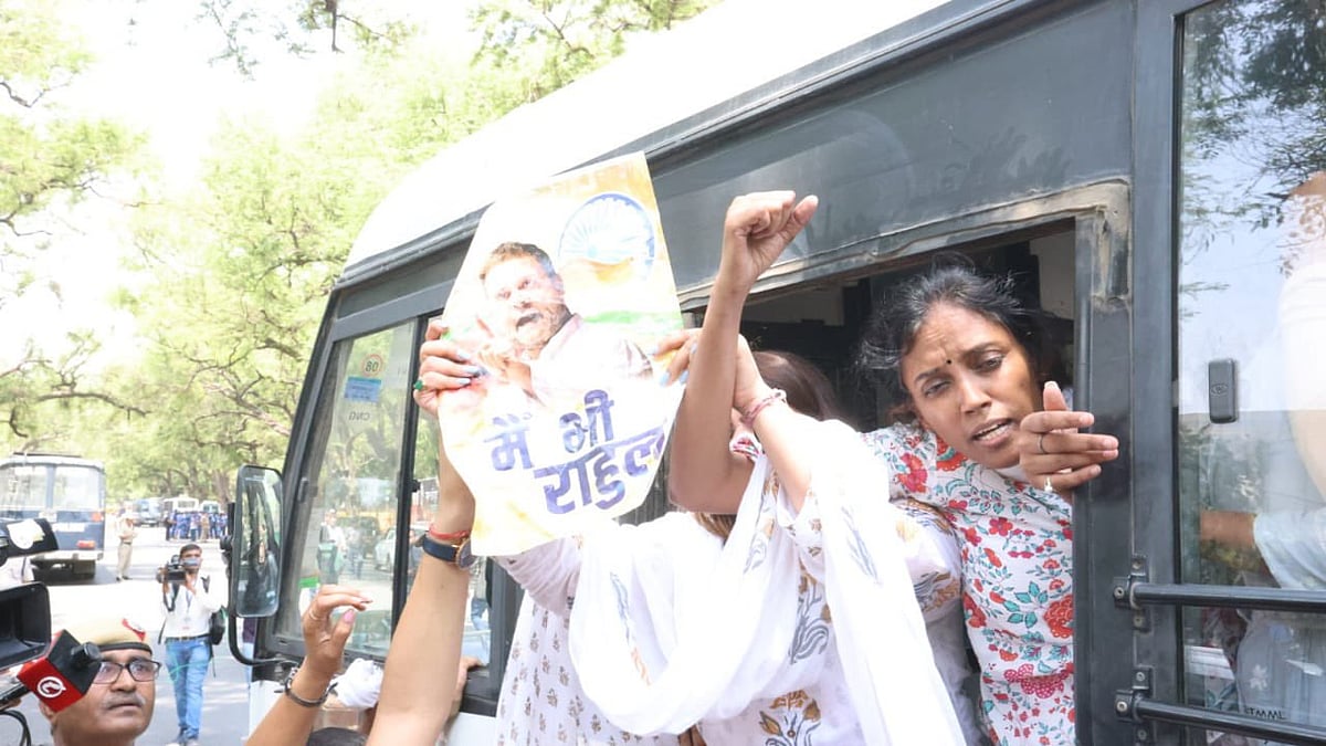 As Rahul appears before ED for 3rd day, Delhi police resort to clampdown; women activists dragged, detained