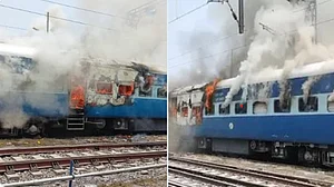 Agnipath: Several trains set afire, narrow escape for BJP MLA in Bihar; protests spread to other States