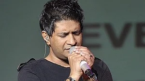 Video: KK rushed out of concert venue, passed away on way to hospital