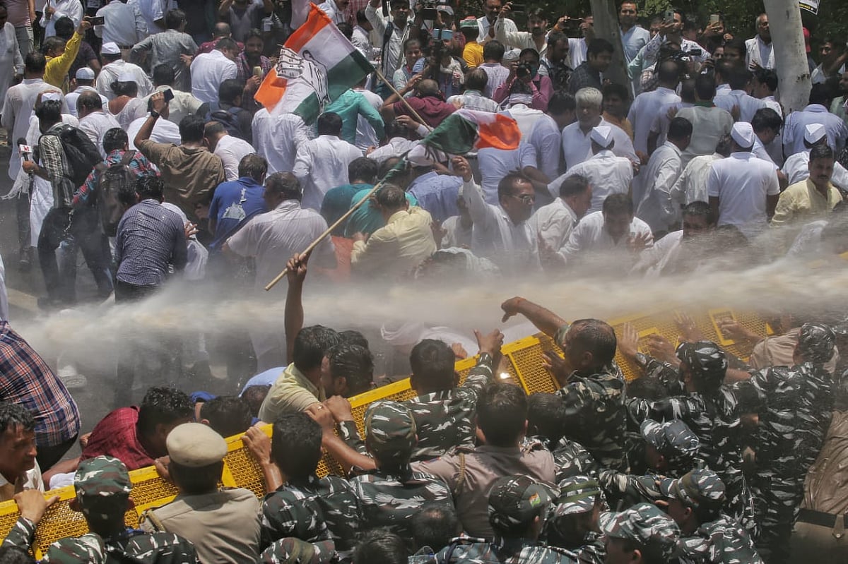 Congress party protests across country against ED's "politically-motivated" probe, Delhi police "brutality"